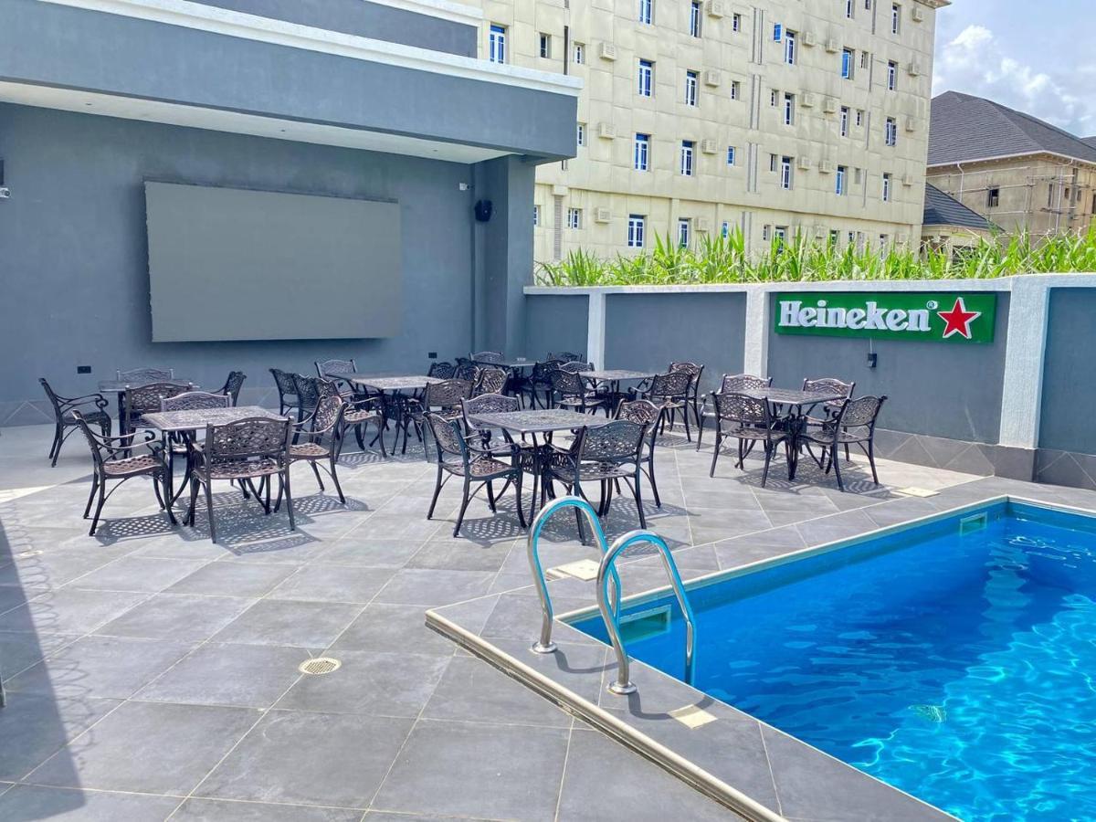 Gravity Hotels By Ace โอเวอร์รี ภายนอก รูปภาพ
